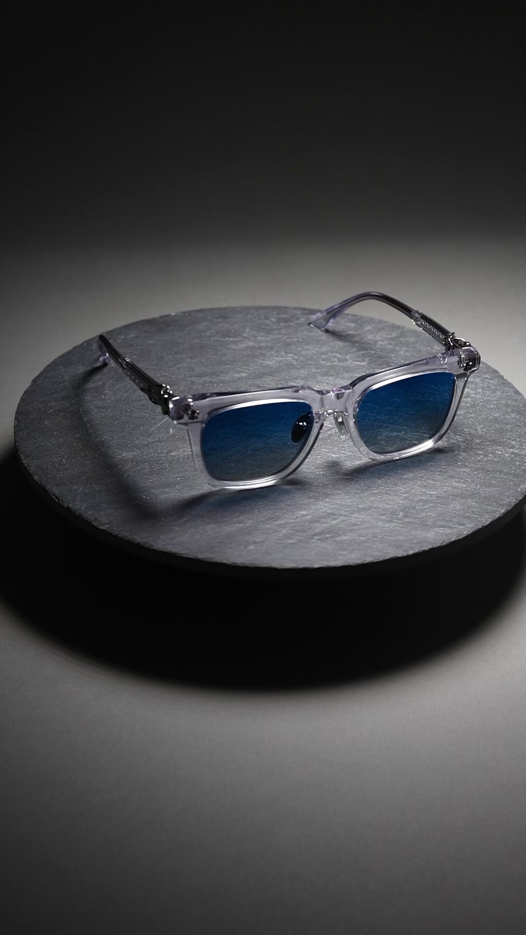 Chrome hearts - Love Blind